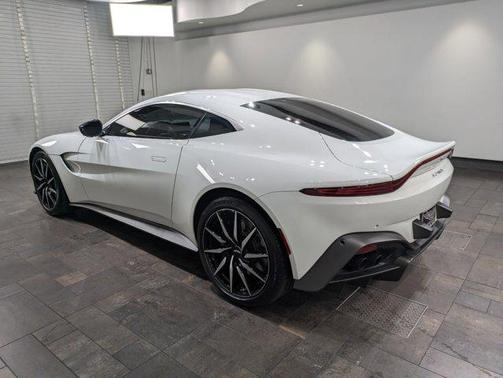 2019 Aston Martin Vantage Base