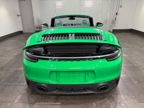 2022 Porsche 911 Carrera GTS