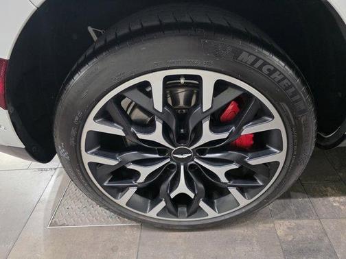 2021 Aston Martin DBX Base