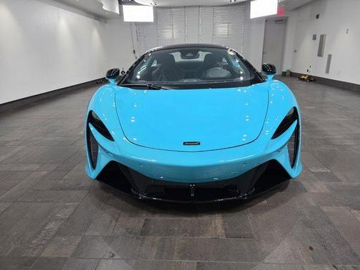 Cyan 2025 McLaren Artura