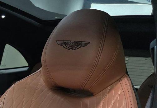 2023 Aston Martin DBX 707