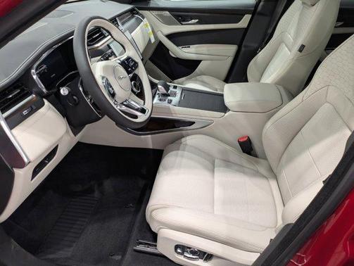 2026 Jaguar F-PACE P250 R-Dynamic S