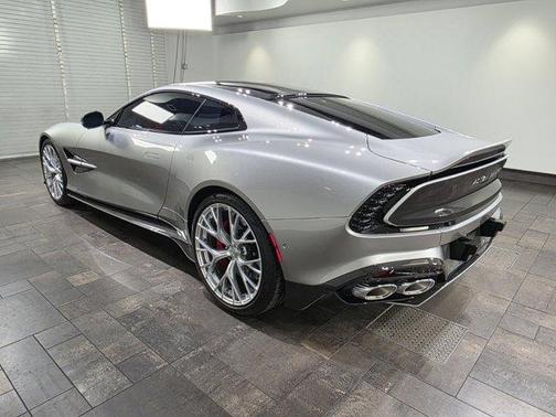2025 Aston Martin Vanquish Base
