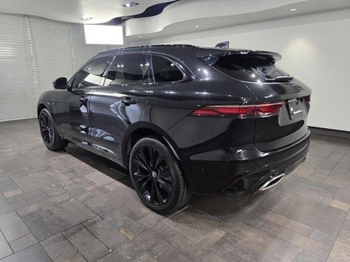 2025 Jaguar F-PACE P400 R-Dynamic S