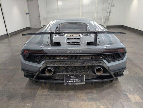 2018 Lamborghini Huracan Performante