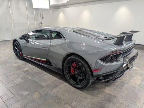 2018 Lamborghini Huracan Performante