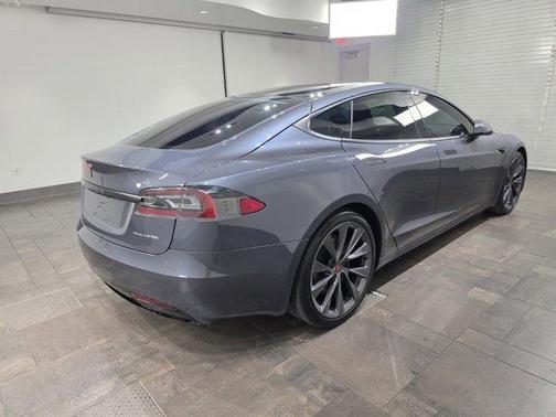 2020 Tesla Model S Long Range Plus