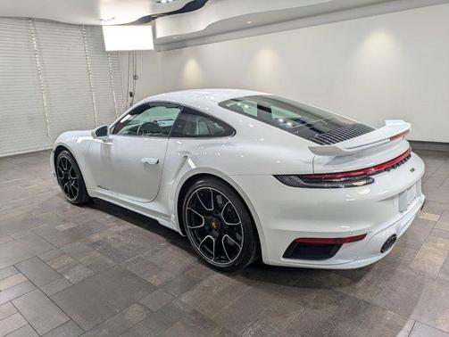 2023 Porsche 911 Turbo S