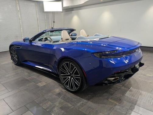 2024 Aston Martin DB12 Volante