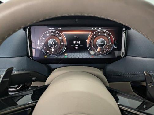 2024 Aston Martin DB12 Volante