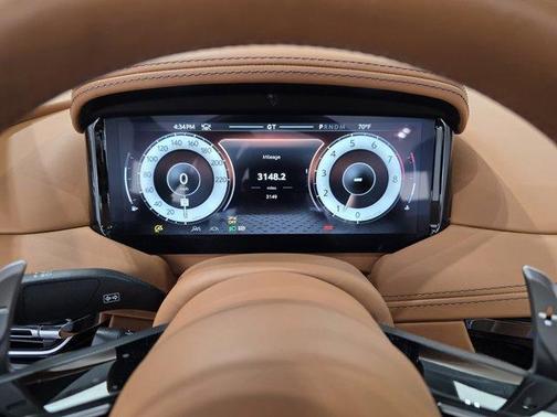 2025 Aston Martin DB12 Volante