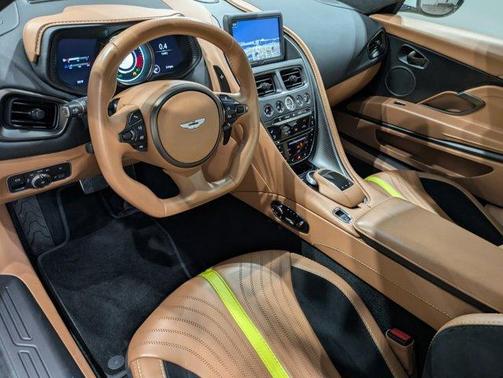 2020 Aston Martin DB11 AMR