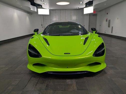 2024 McLaren 750S Base