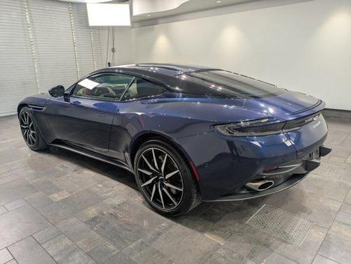 2018 Aston Martin DB11 V12
