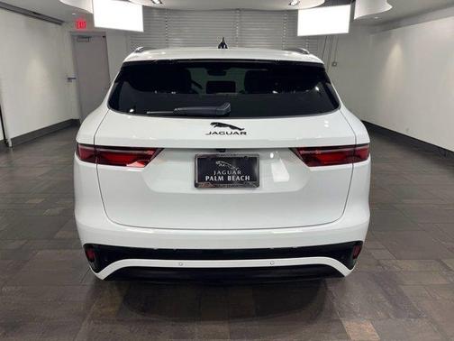2025 Jaguar F-PACE P250 R-Dynamic S