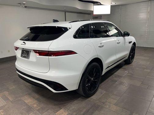 2025 Jaguar F-PACE P250 R-Dynamic S