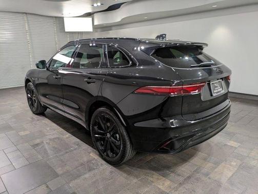 2025 Jaguar F-PACE P250 R-Dynamic S