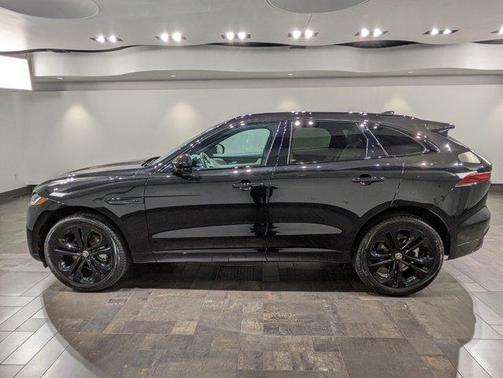 2025 Jaguar F-PACE P250 R-Dynamic S