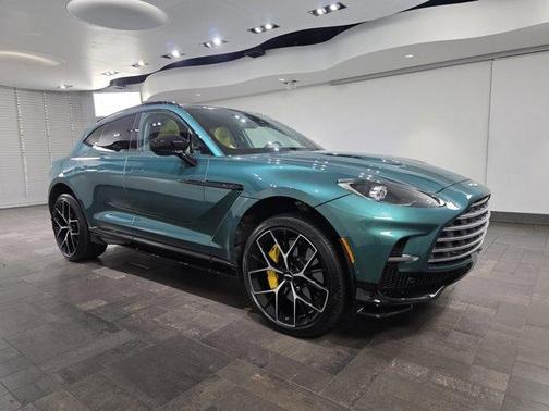 2024 Aston Martin DBX 707
