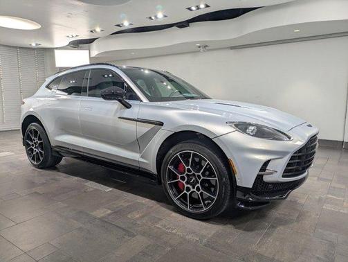 2024 Aston Martin DBX 707