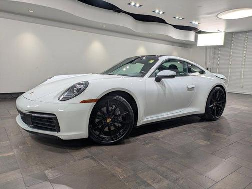 2021 Porsche 911 Carrera