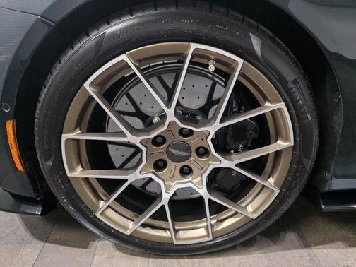 2026 Aston Martin Vanquish Volante