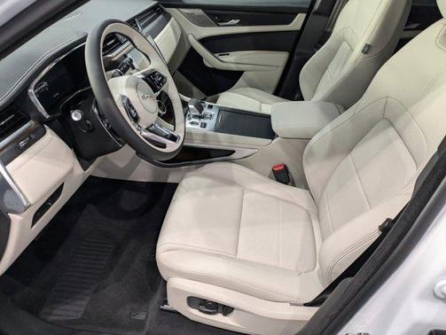 2025 Jaguar F-PACE P250 R-Dynamic S