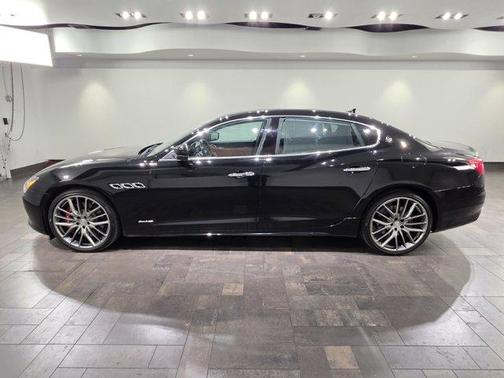 2018 Maserati Quattroporte GTS GranLusso