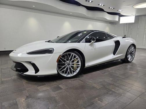 2025 McLaren GTS TECHLUX