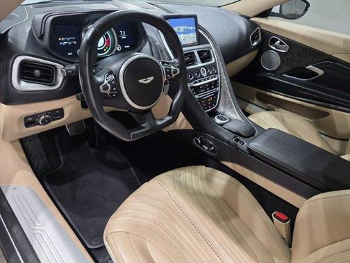 2023 Aston Martin DB11 V8