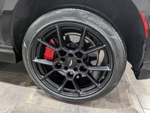 2023 Aston Martin DBX 707