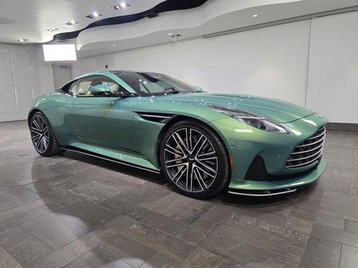 2024 Aston Martin DB12 Base