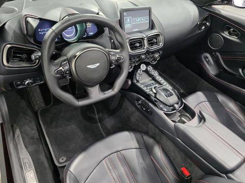 2023 Aston Martin Vantage Base