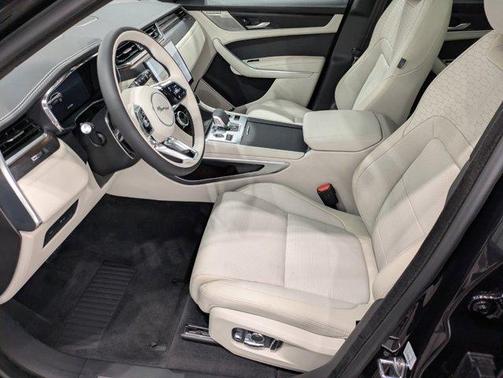 2026 Jaguar F-PACE P250 R-Dynamic S