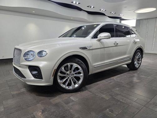 2023 Bentley Bentayga V8