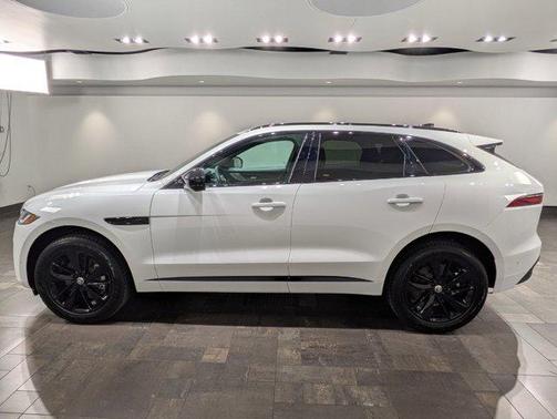 2025 Jaguar F-PACE P250 R-Dynamic S