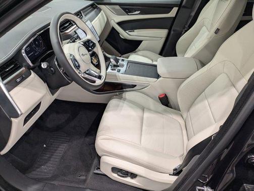 2026 Jaguar F-PACE P250 R-Dynamic S