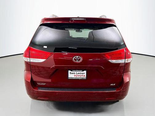 2014 Toyota Sienna XLE