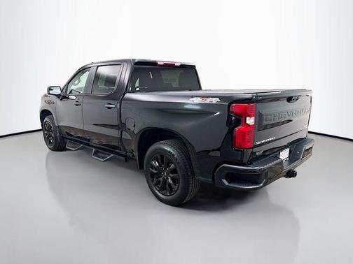 Black 2022 Chevrolet Silverado 1500 Custom