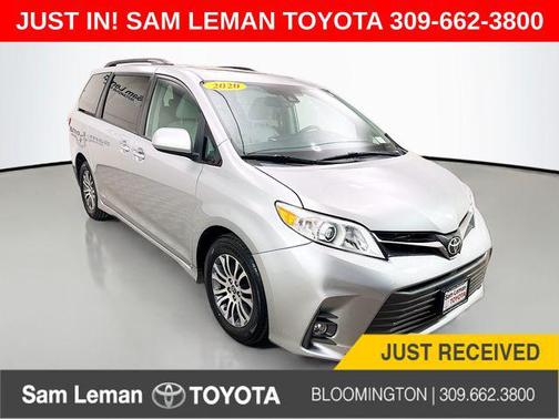 Celestial Silver Metallic 2020 Toyota Sienna XLE