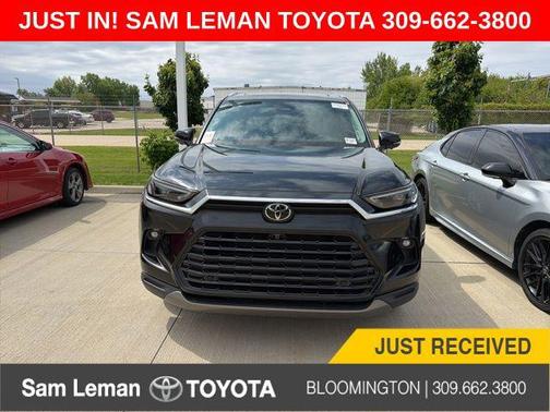 Midnight Black Metallic 2024 Toyota Grand Highlander Platinum