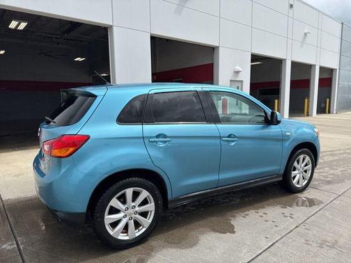 2013 Mitsubishi Outlander Sport ES