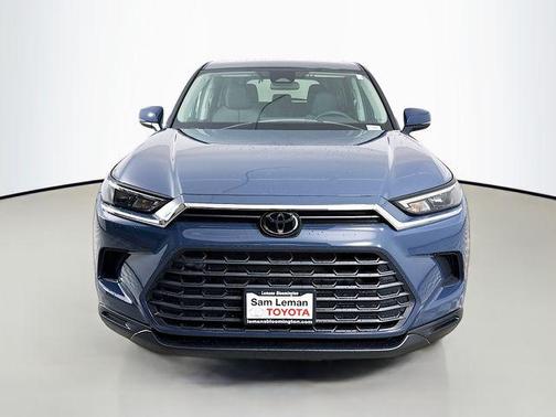 2025 Toyota Highlander LE