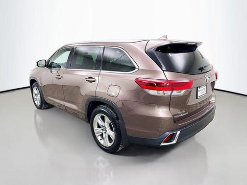 2017 Toyota Highlander Limited