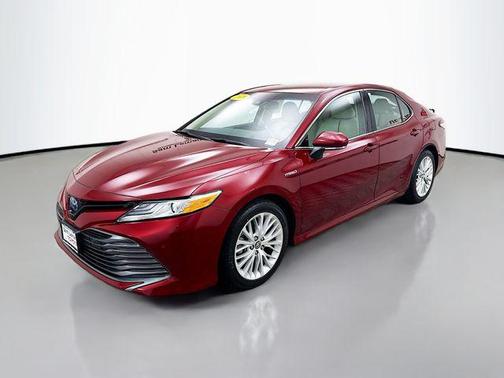 2018 Toyota Camry Hybrid XLE