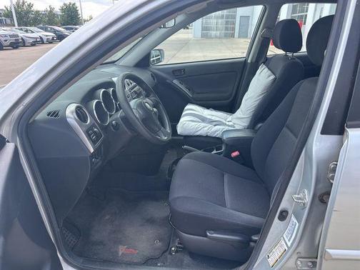 2006 Pontiac Vibe Base