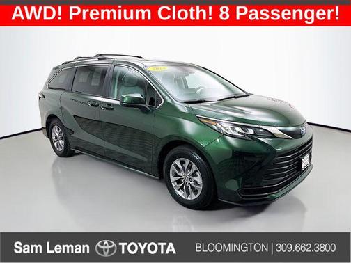 2023 Toyota Sienna LE