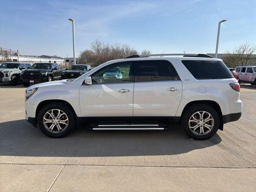 White 2016 GMC Acadia SLT-2