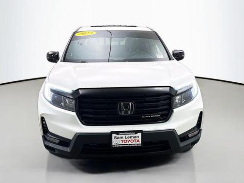 Platinum White Pearl 2023 Honda Ridgeline Black