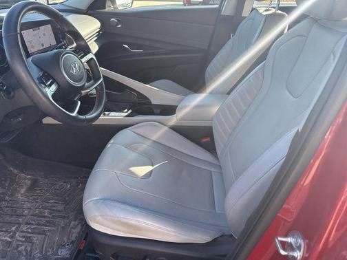 2022 Hyundai ELANTRA HEV Limited